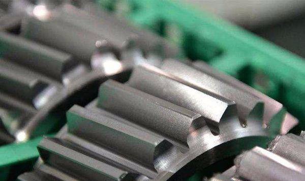 揭秘斜齒輪變速箱，為啥重載卡車(chē)和飛機(jī)都用它？